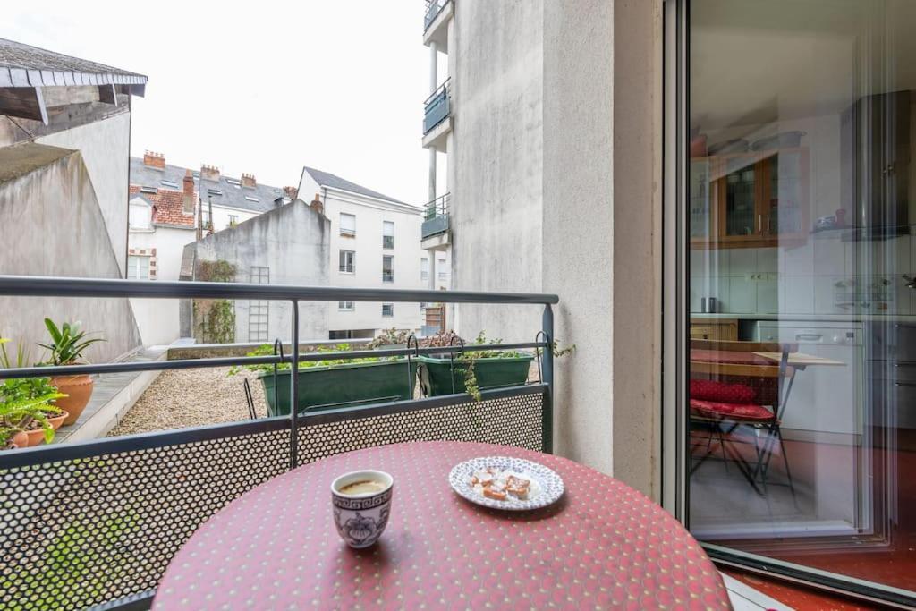 Port Royal Apart De Charme-Parking-Coeur De Ville Нант Екстериор снимка