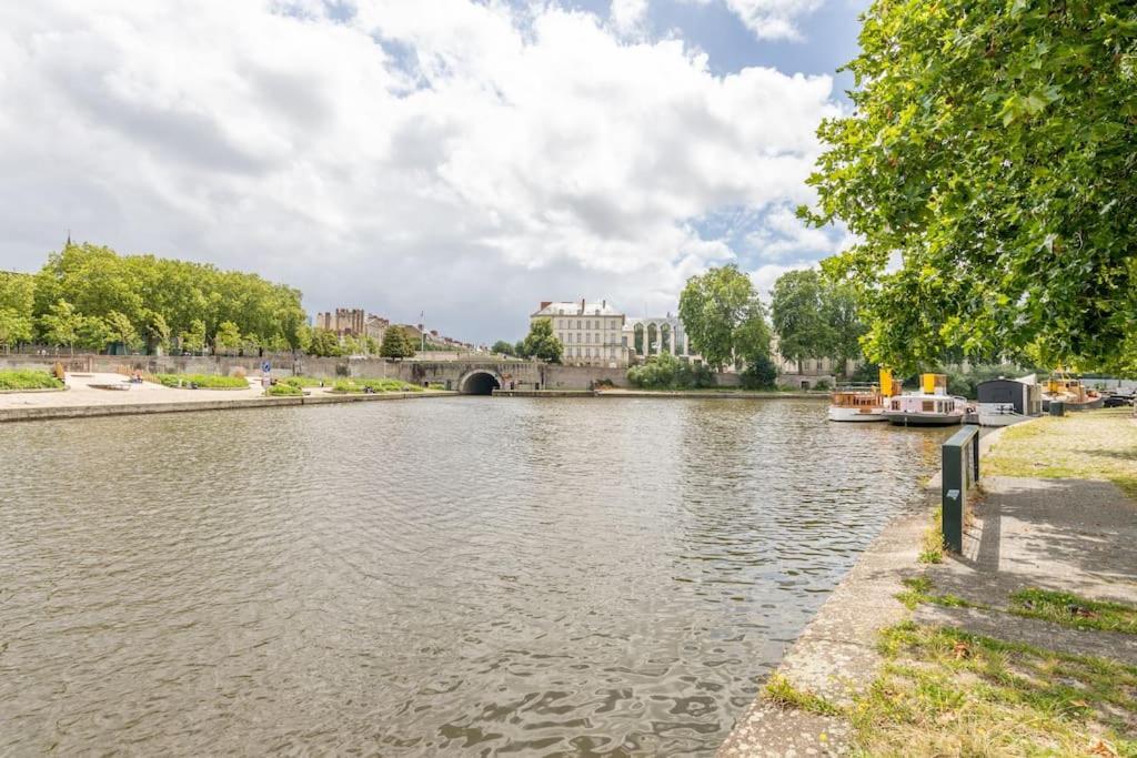 Port Royal Apart De Charme-Parking-Coeur De Ville Нант Екстериор снимка